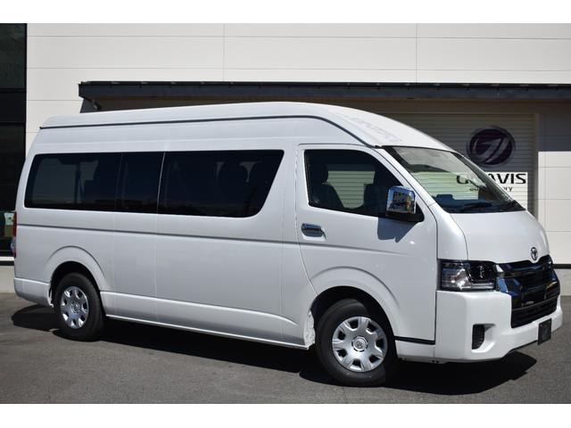 Toyota HIACE WAGON 2026 — фото автомобиля