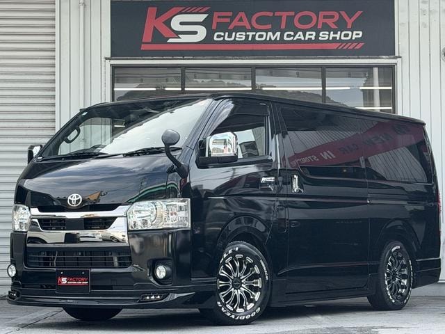 Toyota HIACE VAN 2020 — фото автомобиля