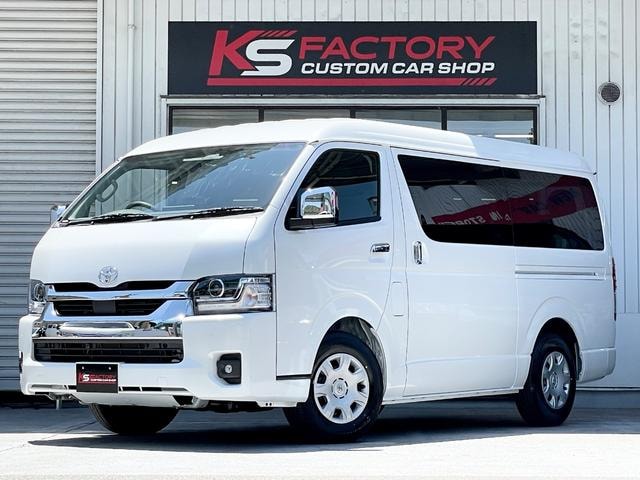 Toyota HIACE WAGON 2026 — фото автомобиля