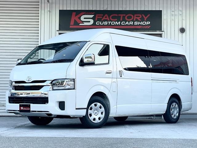 Toyota HIACE WAGON 2026 — фото автомобиля