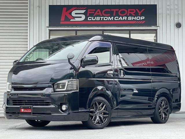 Toyota HIACE WAGON 2017 — фото автомобиля 1
