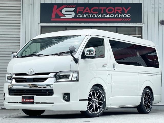 Toyota HIACE WAGON 2026 — фото автомобиля 1