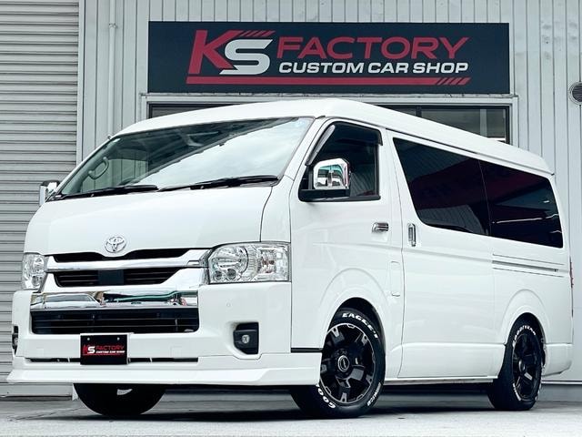 Toyota HIACE WAGON 2023 — фото автомобиля