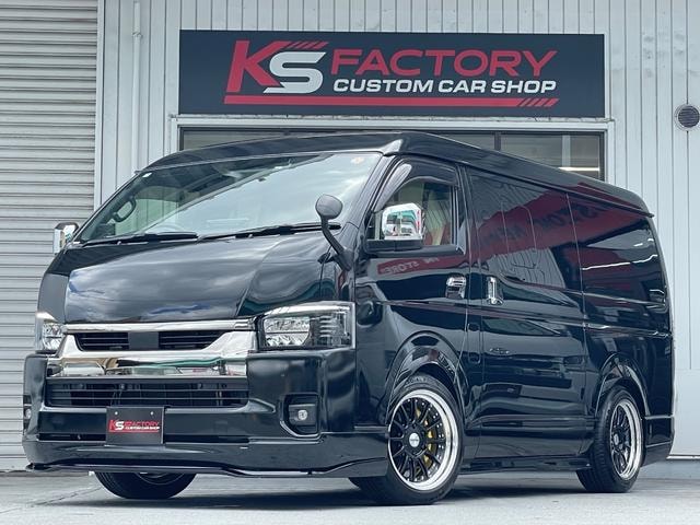 Toyota HIACE VAN 2024 — фото автомобиля