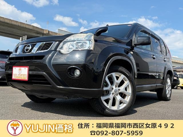 Nissan X-TRAIL 2012 — фото автомобиля