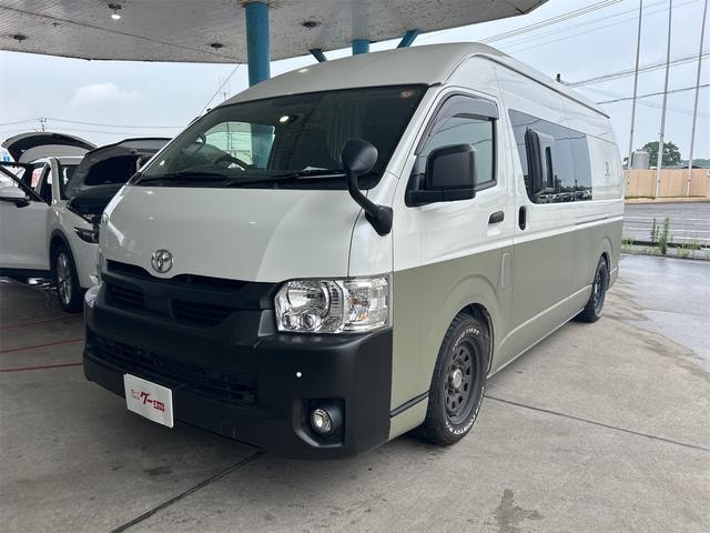 Toyota HIACE VAN 2021 — фото автомобиля