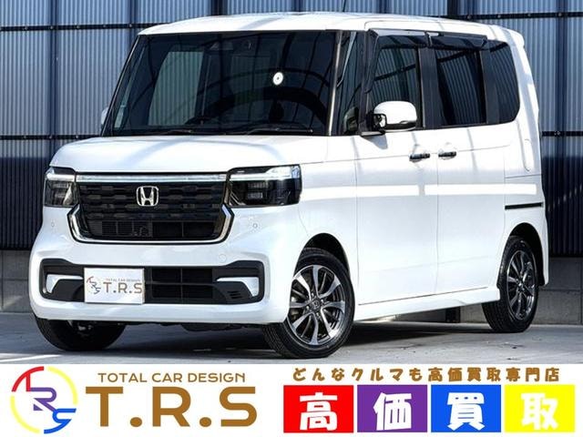 Honda N-BOX CUSTOM 2024 — фото автомобиля 1