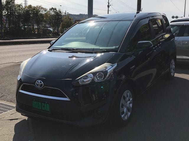 Toyota SIENTA 2015 — фото автомобиля 1