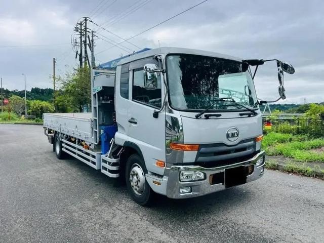 Ud Trucks CONDOR 2014 — фото автомобиля 1