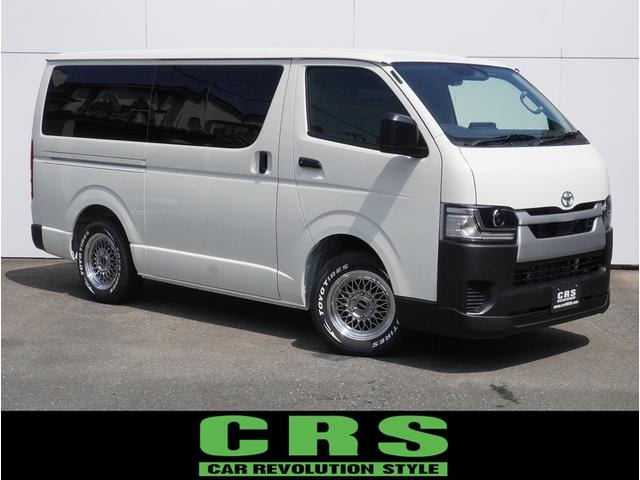 Toyota HIACE VAN  — фото автомобиля 1
