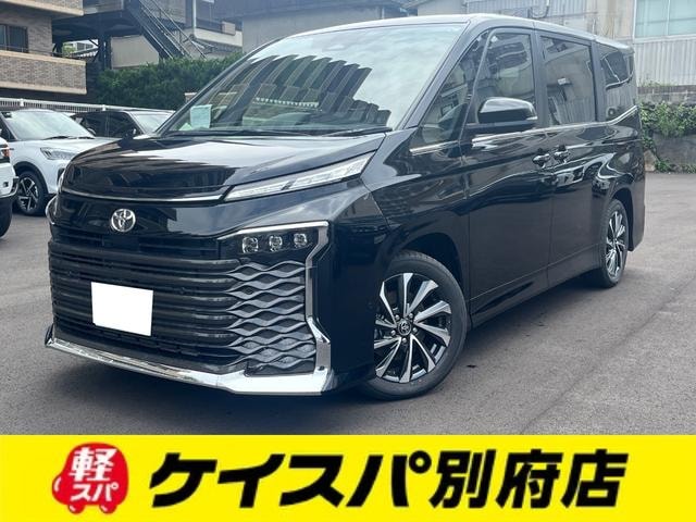 Toyota VOXY 2026 — фото автомобиля 1