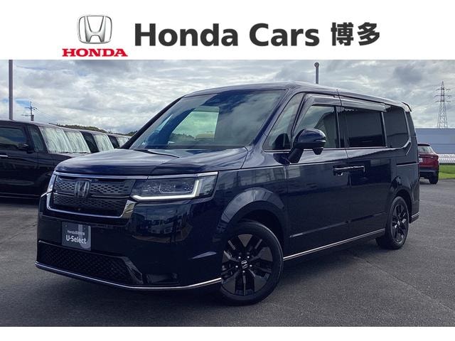 Honda STEPWAGON 2023 — фото автомобиля 1