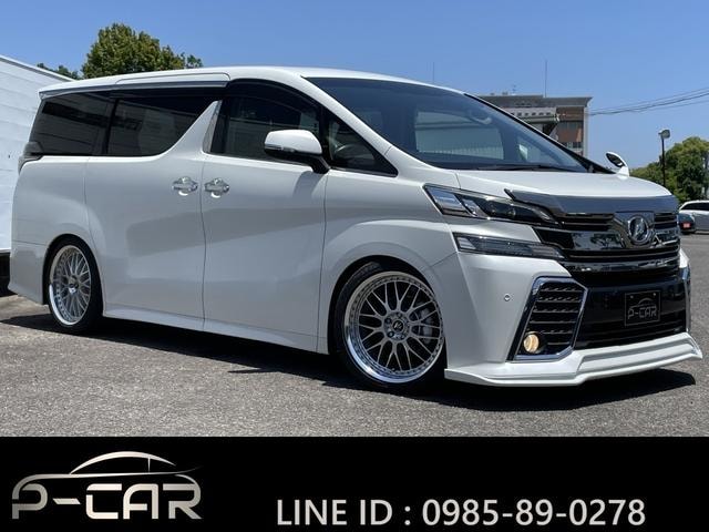 Toyota VELLFIRE 2015 — фото автомобиля 1