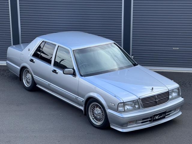 Nissan CEDRIC 1995 — фото автомобиля 1