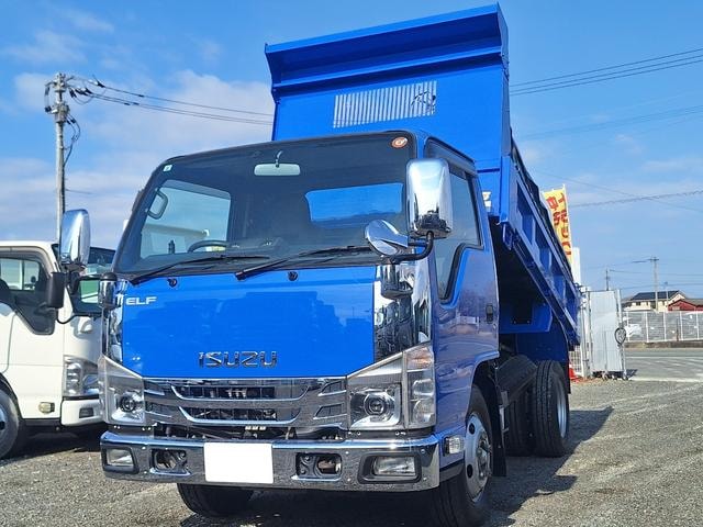 Isuzu ELF TRUCK 2022 — фото автомобиля