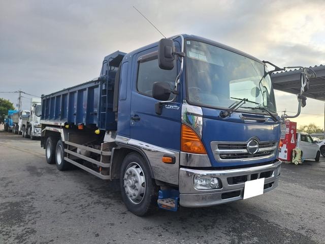 Hino RANGER 2012 — фото автомобиля 1