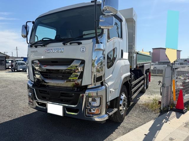 Isuzu GIGA 2024 — фото автомобиля