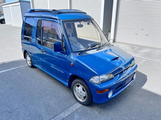 Mitsubishi MINICA TOPPO 1992 — фото автомобиля
