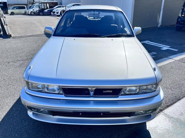 Mitsubishi GALANT 1990 — фото автомобиля