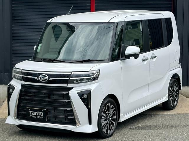 Daihatsu TANTO 2026 — фото автомобиля