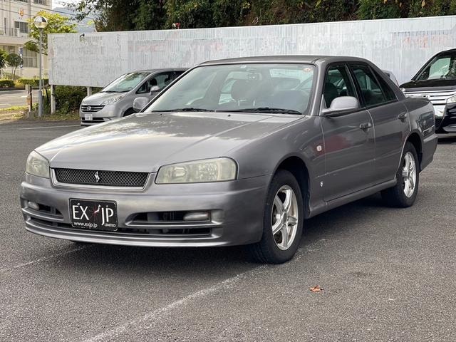 Nissan SKYLINE 2000 — фото автомобиля 1