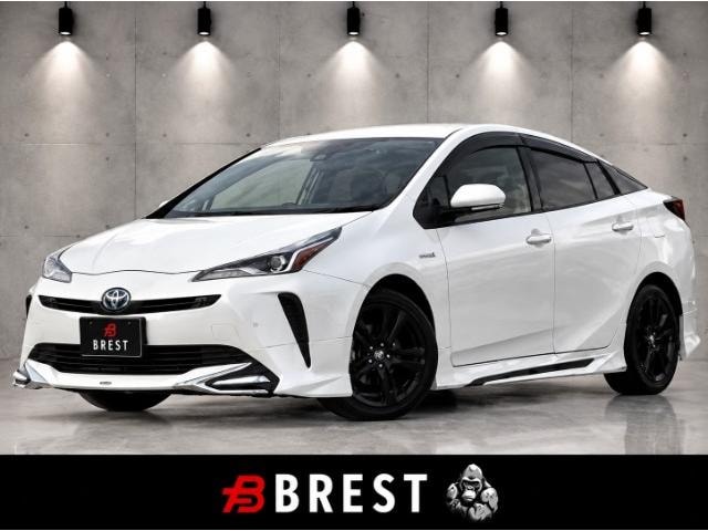 Toyota PRIUS 2019 — фото автомобиля 1