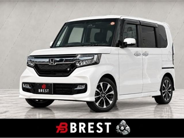 Honda N-BOX CUSTOM 2018 — фото автомобиля 1