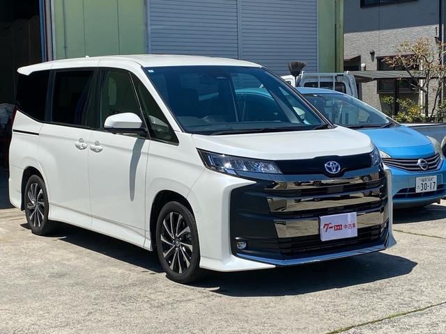 Toyota NOAH 2025 — фото автомобиля