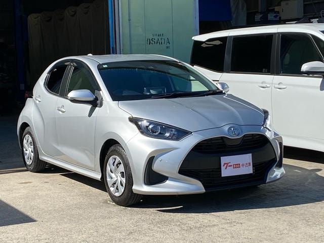 Toyota YARIS 2020 — фото автомобиля