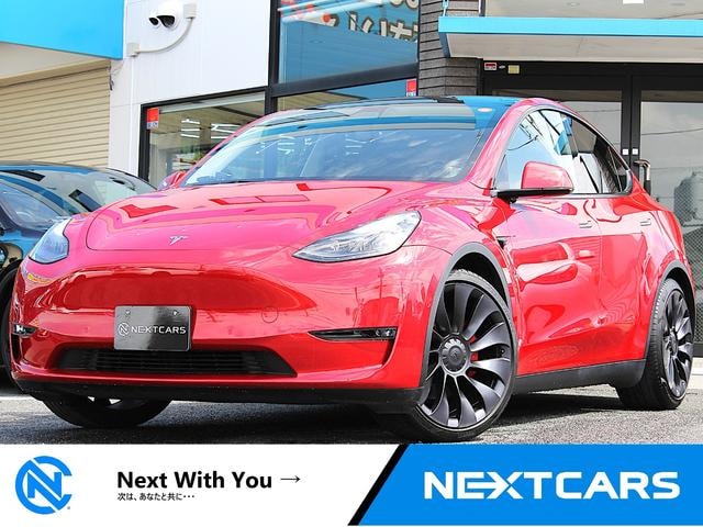 Tesla MODEL Y 2022 — фото автомобиля 1