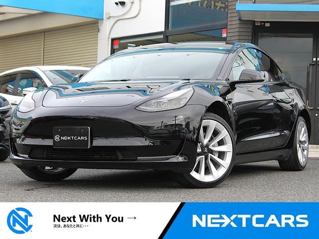 Tesla MODEL 3 2022 — фото автомобиля 1