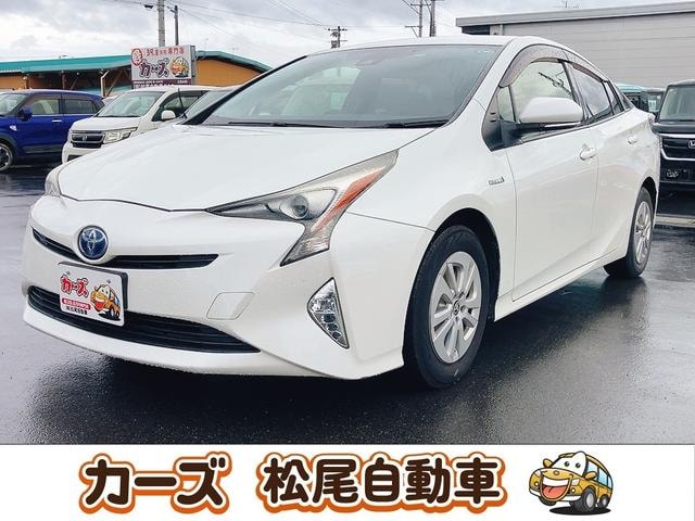 Toyota PRIUS 2016 — фото автомобиля 1