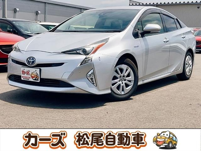 Toyota PRIUS 2017 — фото автомобиля 1