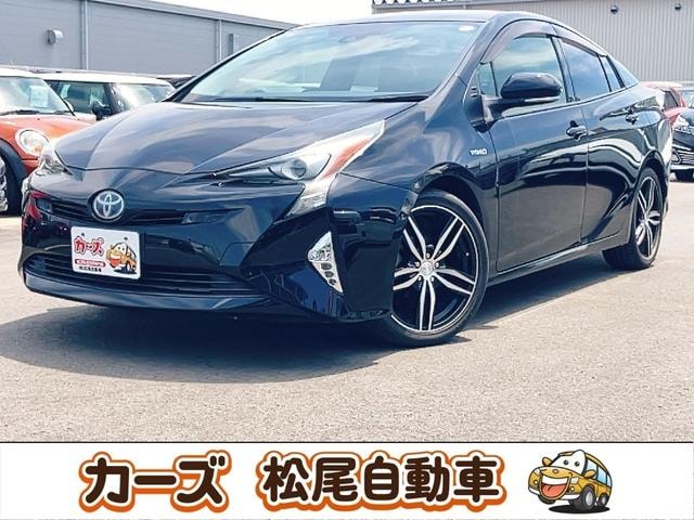 Toyota PRIUS 2018 — фото автомобиля 1