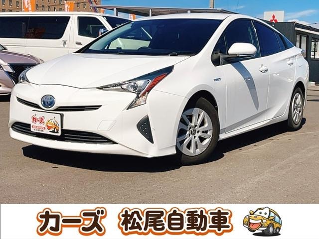 Toyota PRIUS 2016 — фото автомобиля