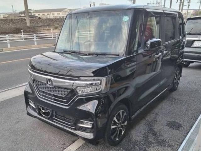 Honda N-BOX CUSTOM 2019 — фото автомобиля 1