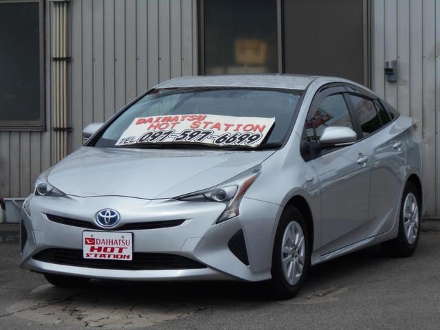 Toyota PRIUS 2016 — фото автомобиля 1