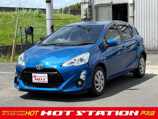 Toyota AQUA 2015 — фото автомобиля