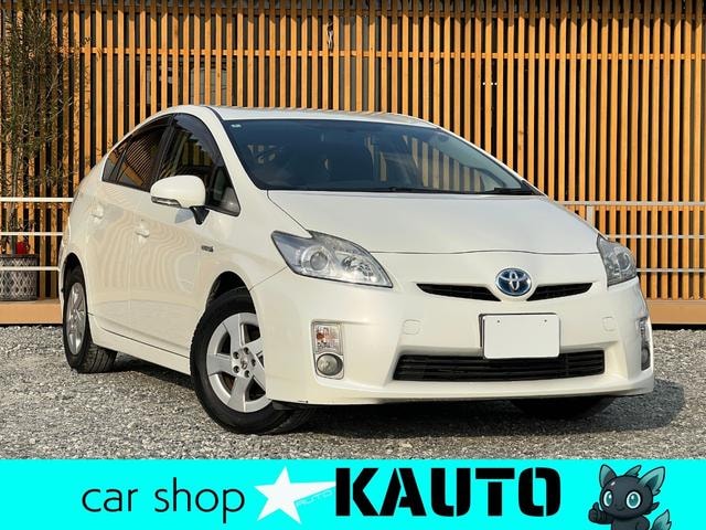 Toyota PRIUS 2010 — фото автомобиля