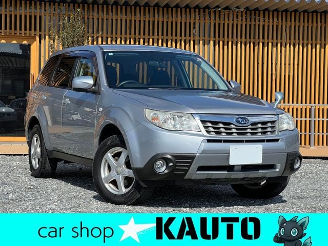Subaru FORESTER 2012 — фото автомобиля 1