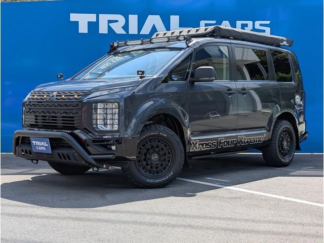 Mitsubishi DELICA D:5 2022 — фото автомобиля 1