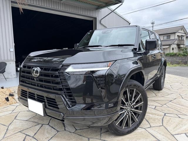 Lexus GX 2026 — фото автомобиля