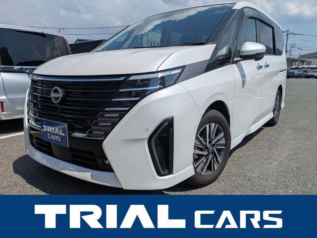 Nissan SERENA 2023 — фото автомобиля 1