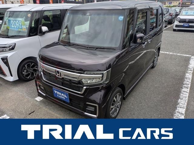 Honda N-BOX CUSTOM 2022 — фото автомобиля 1