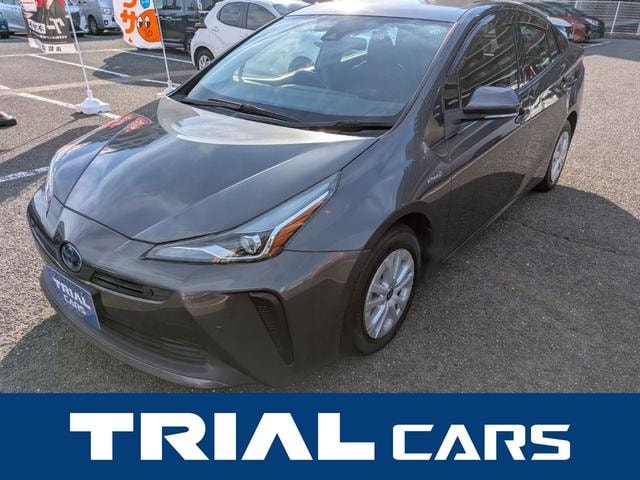 Toyota PRIUS 2019 — фото автомобиля