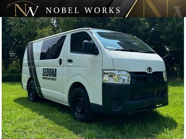 Toyota HIACE VAN 2023 — фото автомобиля 1