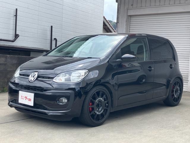 Volkswagen UP! 2018 — фото автомобиля 1