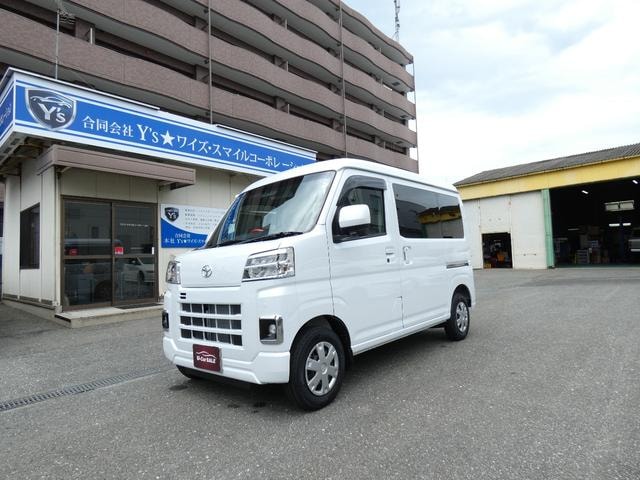 Toyota PIXIS VAN 2026 — фото автомобиля