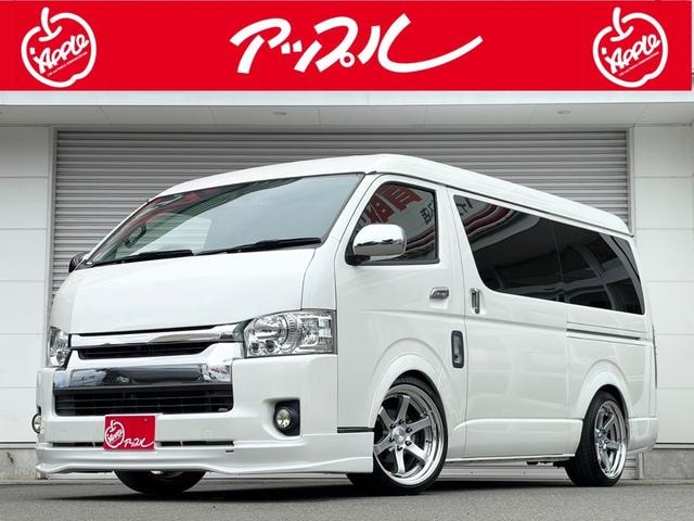 Toyota HIACE WAGON 2017 — фото автомобиля 1