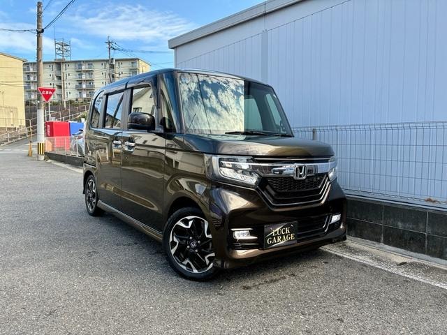 Honda N-BOX CUSTOM 2019 — фото автомобиля 1